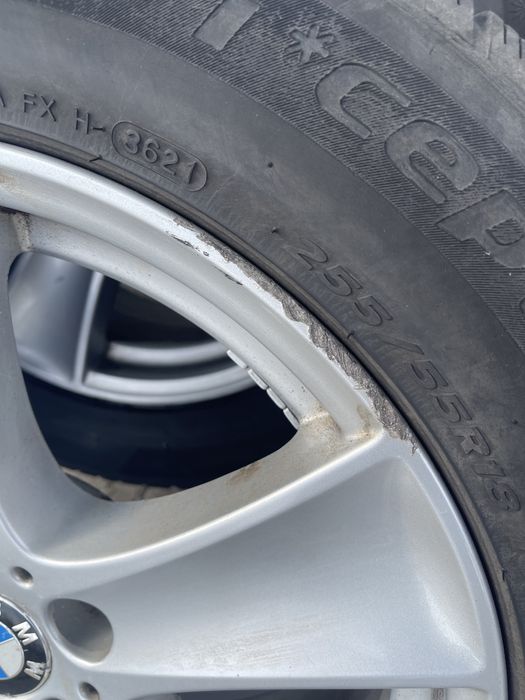 Два комплекта гуми с джанти,ОЕМ БМВ Х5  Е70 255/55/18