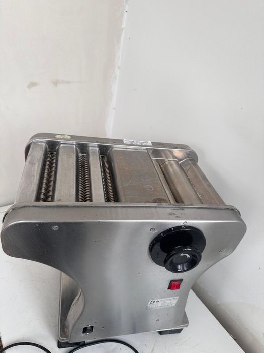 Машинка для нарезки лаплши,рабочая