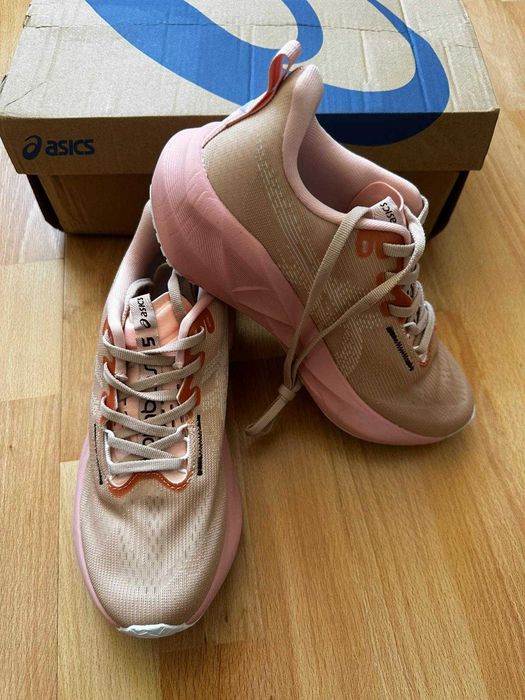 Asics Novablast 5 roz marimea 38