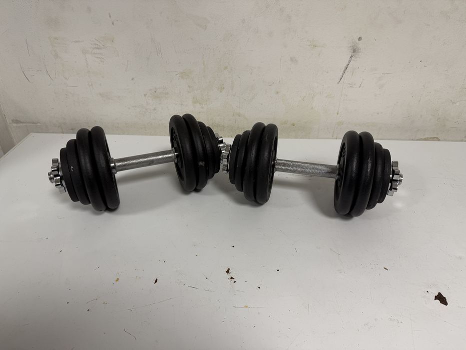 Gantere reglabile set 30 kg. 15+15=30 kg. Noi de fier