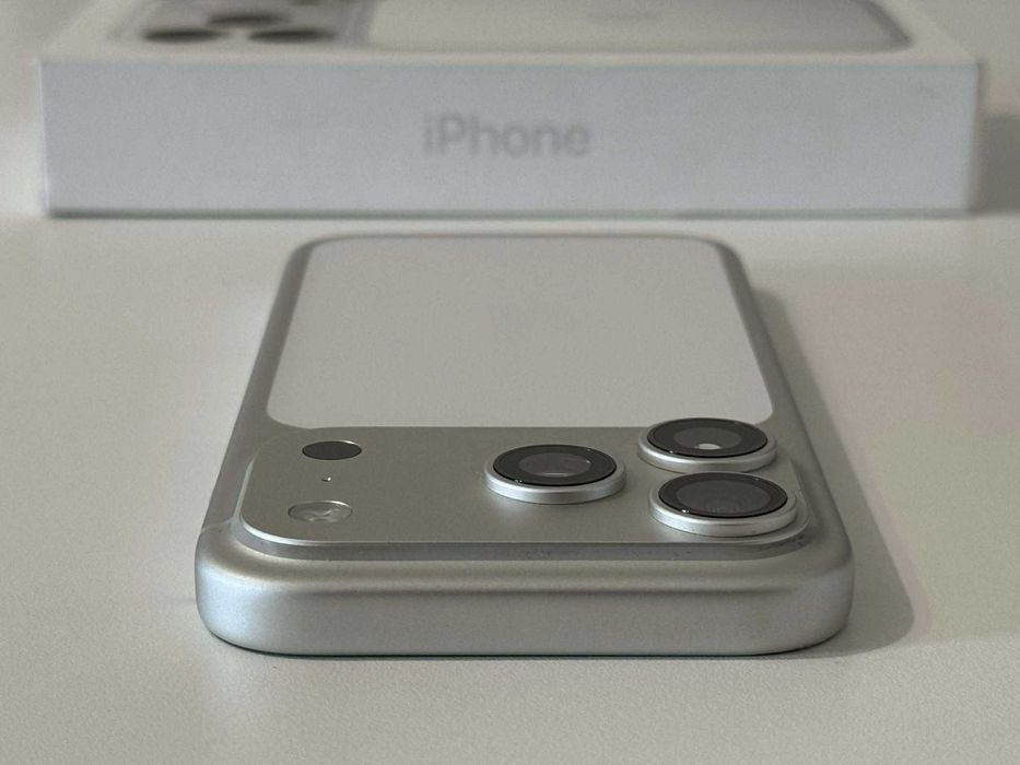 Бартер! Гаранция! iPhone 17 Pro Silver (Сив)