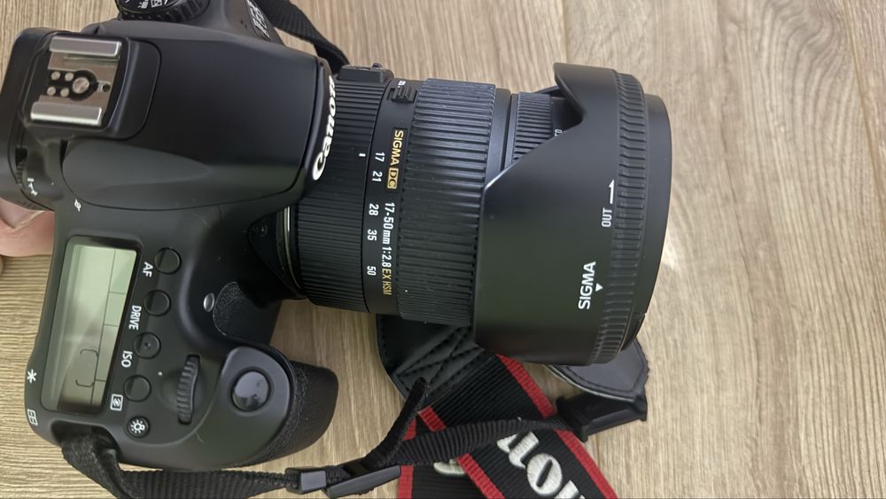 Obiectiv Sigma DC 17-50mm f/2.8 EX-HSM