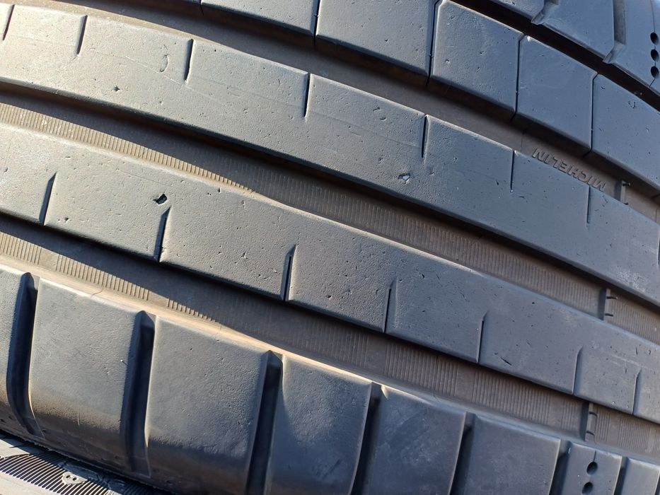 Гуми 235/40/18 Мишелин