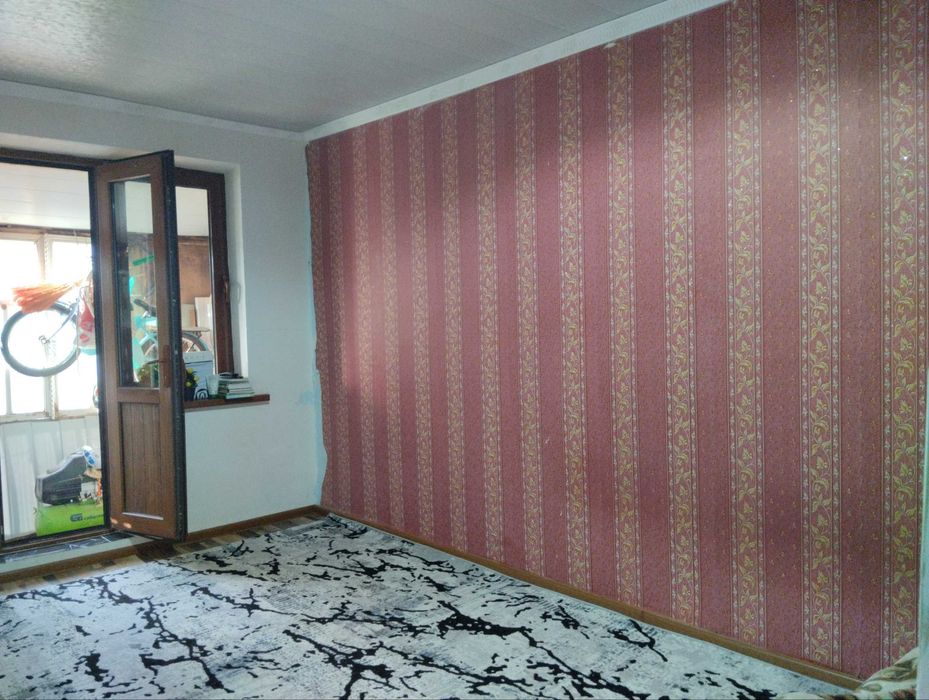 Srochna sotiladi kvartira