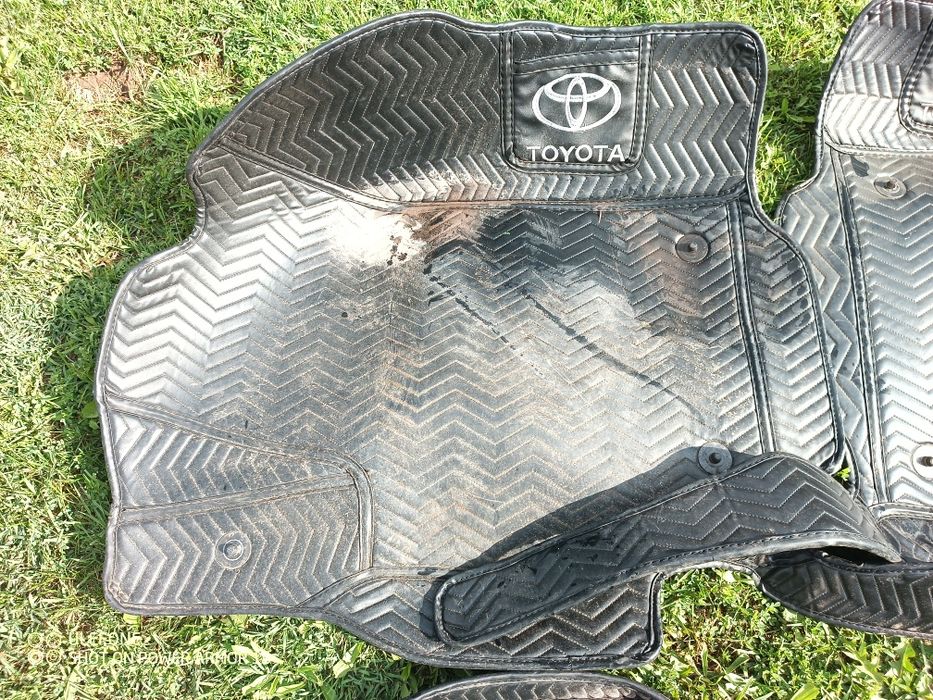 Продам Toyota Camry 40 полики