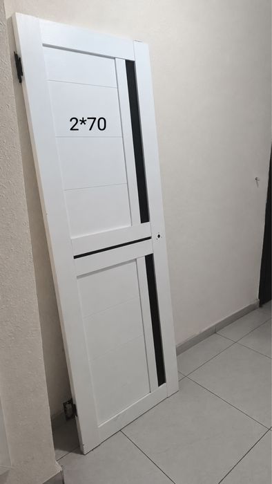 Бесплатно, дверь размер 2*70.