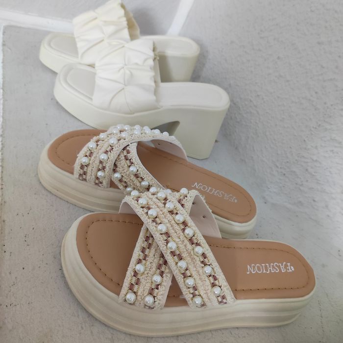 Босоножки новые!!!