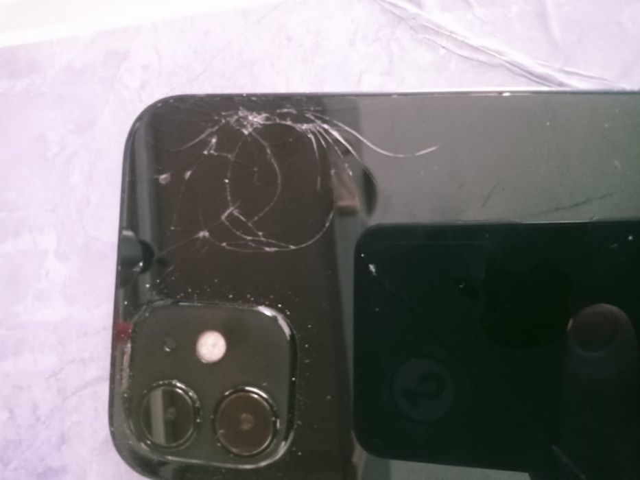 Айфон 12. Продам