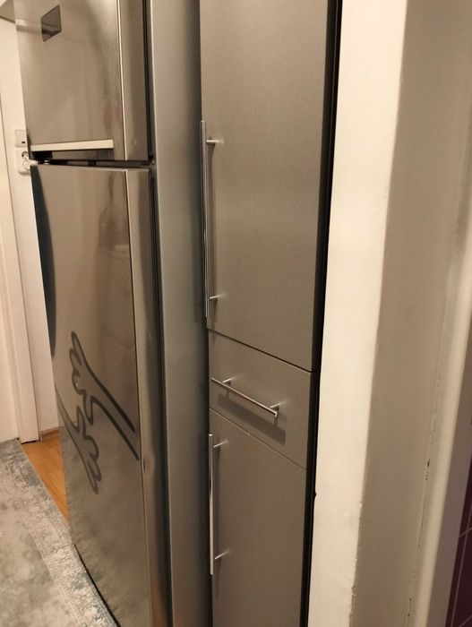 Vând Lada frigorifica și corp mobila