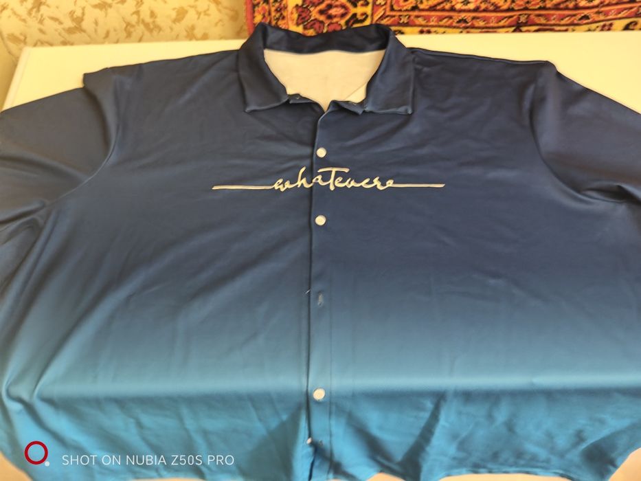 Продам летний костюм.