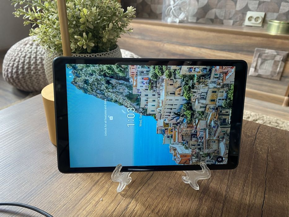 Таблет Lenovo TB-8505X