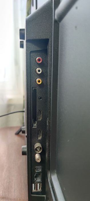 Продам  телевизор Hisense LED 40A4BG на запчасти.