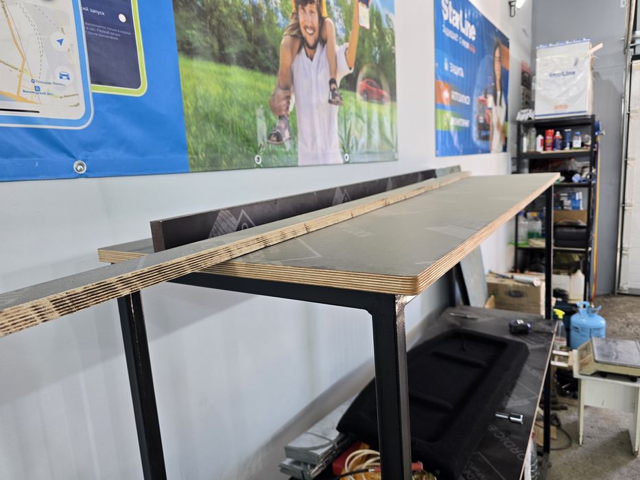 Продам аквариумы и стелаж под них