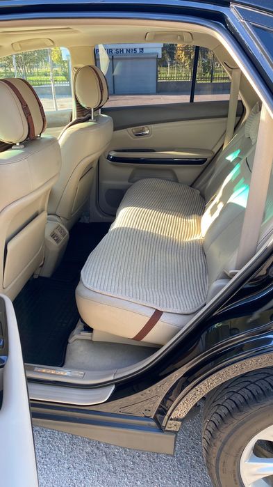 Продаю Lexus RX350