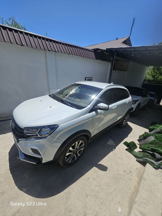 Lada x ray sport