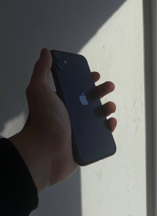 Айфон 11 обмен либо продажа