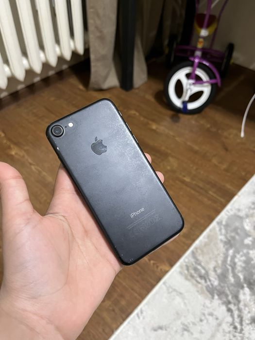 Продам/обменяю iPhone 7