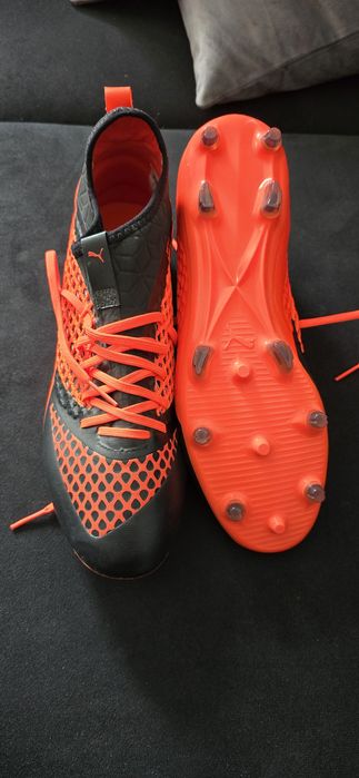 Футболни обувки висок клас - Нови