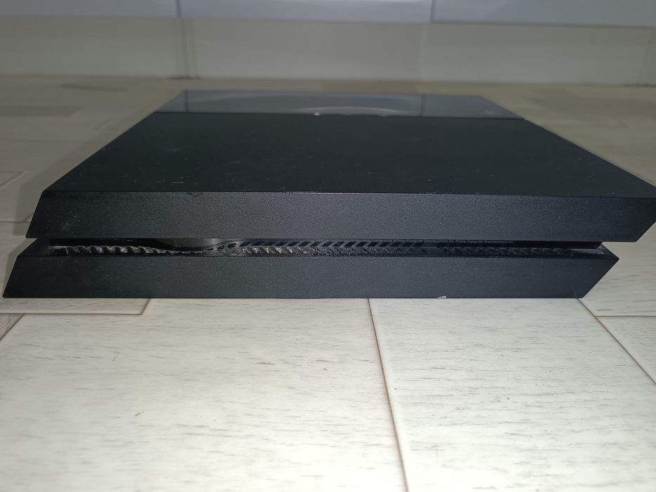 Sony PlayStation 4, рабочая, с дисководом