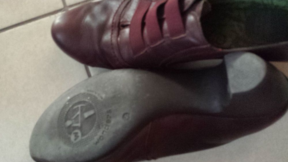 Botine 42 piele. Dama. Culoarea bordo