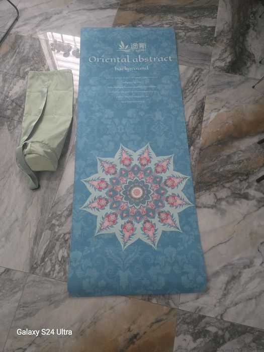 Продам коврик для йоги с сумкой