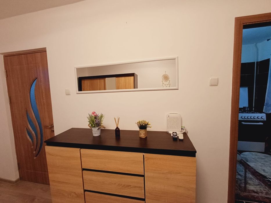 Vând garsonieră etaj 1 Obcini