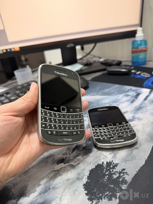 Perfectum Black Berry 9930 bolt orginal b/u