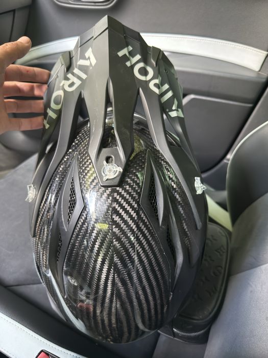 Каска Airoh Aviator Ace 2 Full Carbon с очича 100%