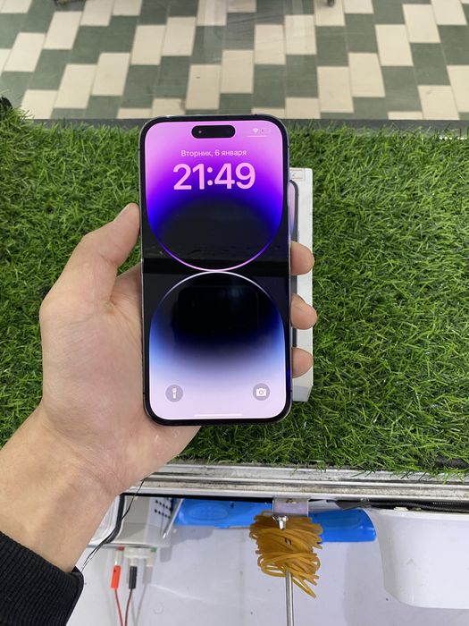 Айфон 14 про без ремонт