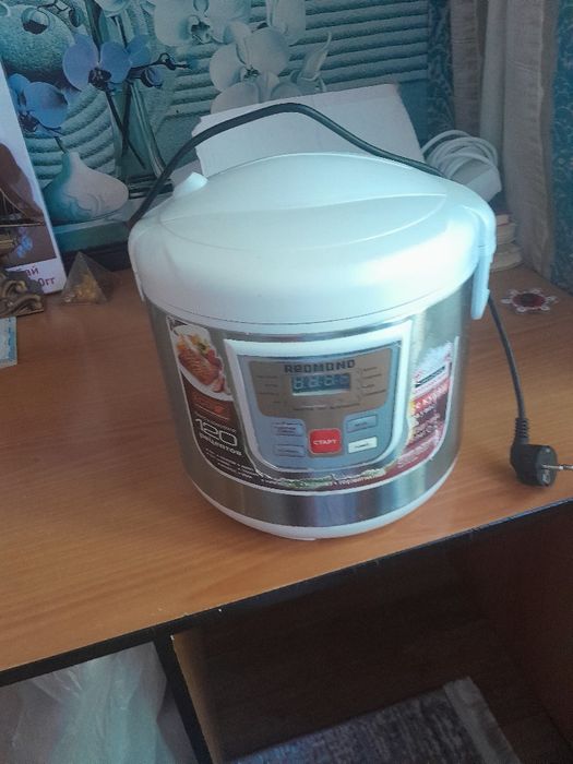 Продам  мультиварку