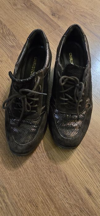 Кафяви дамски сникърси