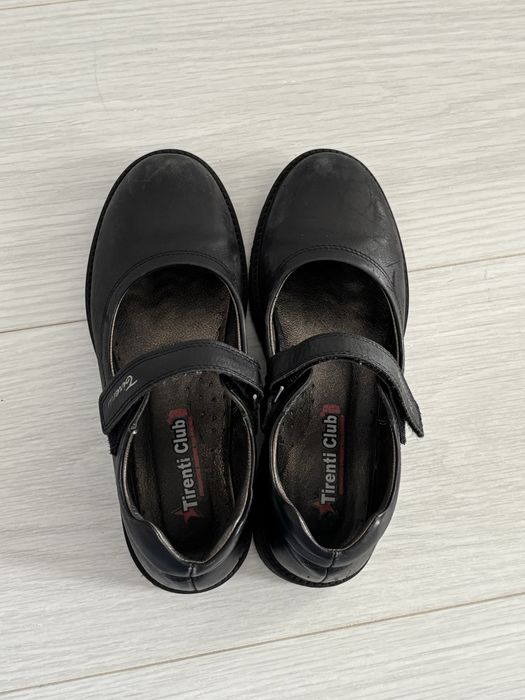 Школьные туфли для девочек