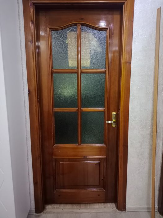 Продам двери межкомнатные