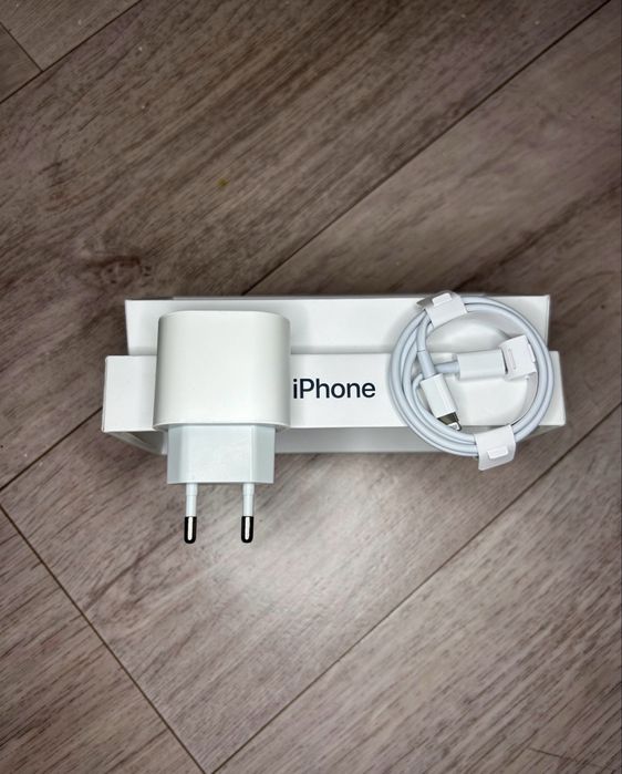 Зарядка на айфон лайтинг