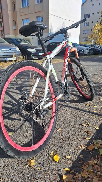 Vând bicicleta MTB 26"