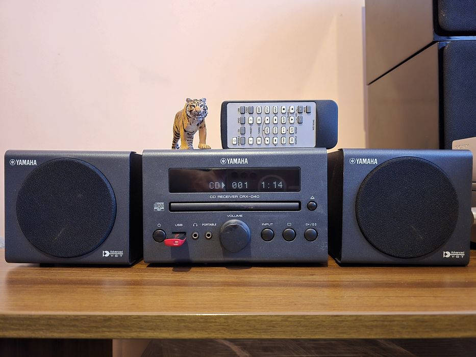 Yamaha CRX-040. Premium audio system. Sunet top. Preț fix !
