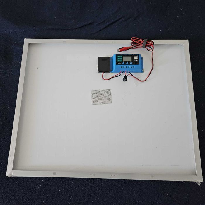 Panou Solar Fotovoltaic 50W cu Regulator Controler incarcare 12 24 V