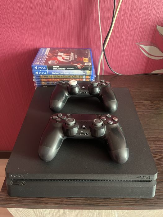 Продаю Sony PlayStation 4 Slim, идеальное состояние, пломба на месте.