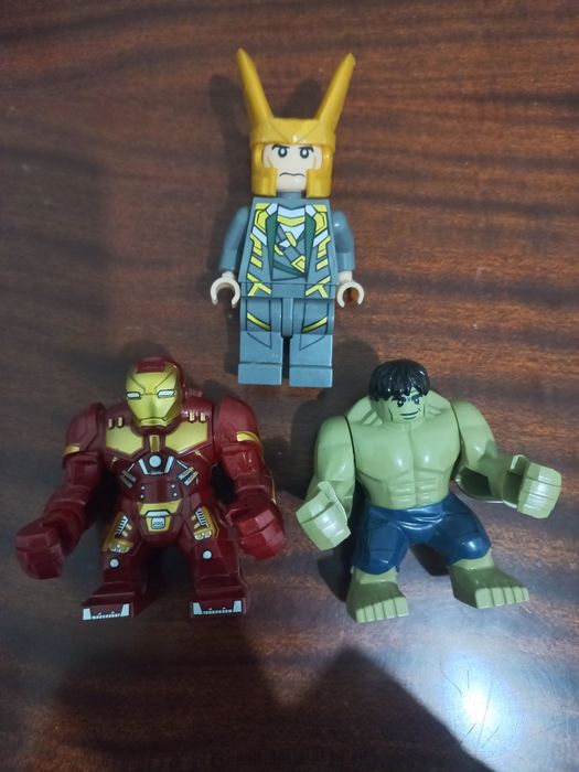 Лего фигурки супергерои