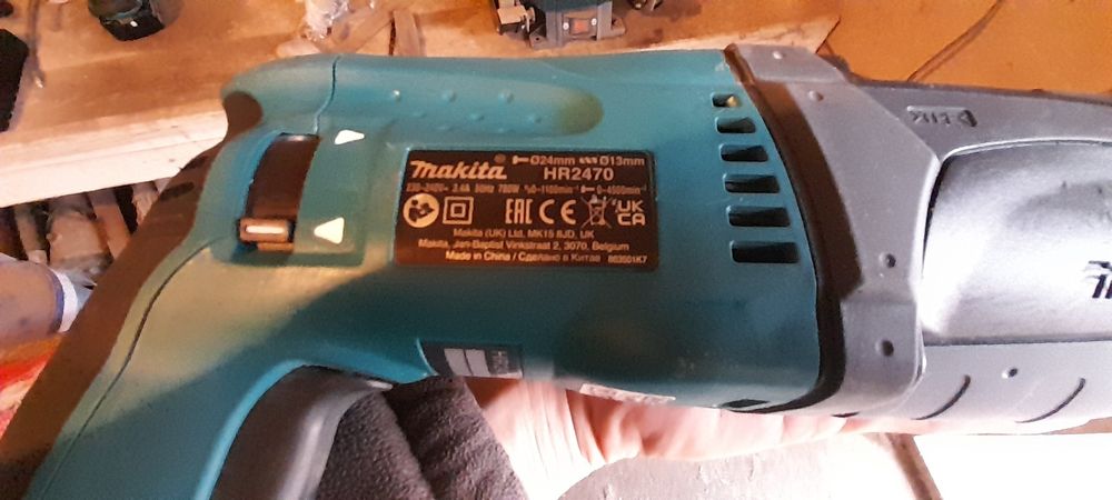 Перфоратор макита