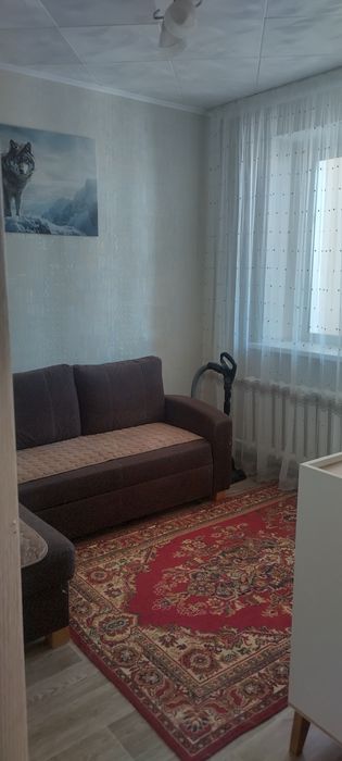 Продам квартиру .