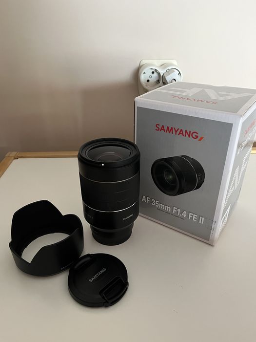 Samyang AF 35mm F1.4 FE II за Sony