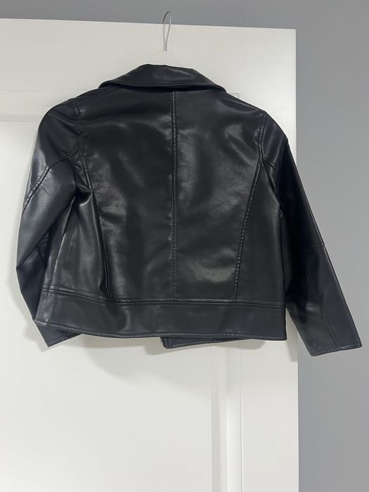 Продам куртку пальто zara 8-9 лет на девочку