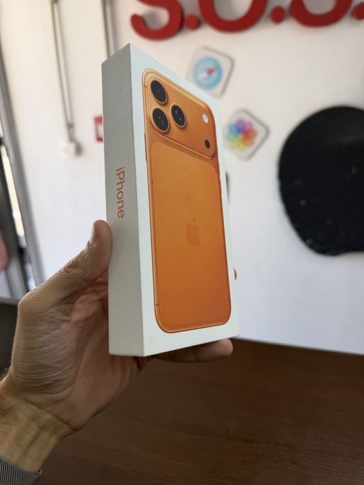 Vand Iphone 17 Pro Max 256Gb Cosmic Orange Nou(Sigilat)