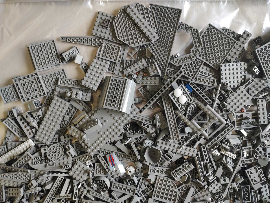 Piese vrac Lego 3 KG (gri, variate)