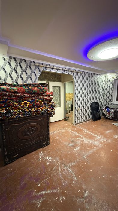 Kirguli 1-xonali uy sotiladi