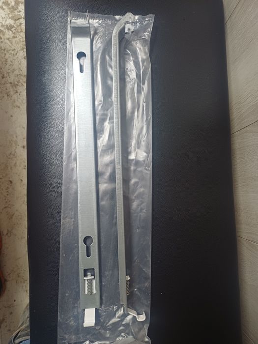 Продам кронштейн для панельного радиатора