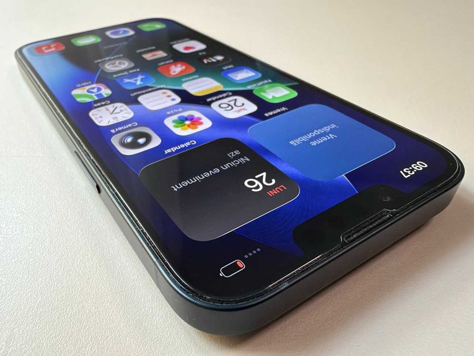 Apple / iPhone 14 128 Gb / Midnight