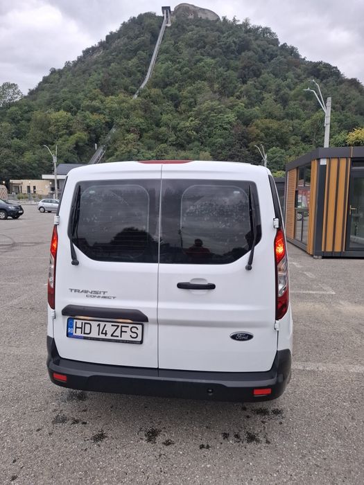 Vând Ford Transit Connect