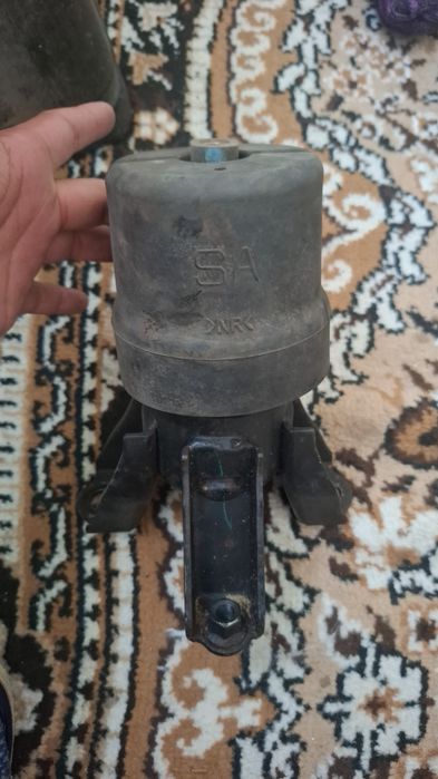 Подушка двигателя камри